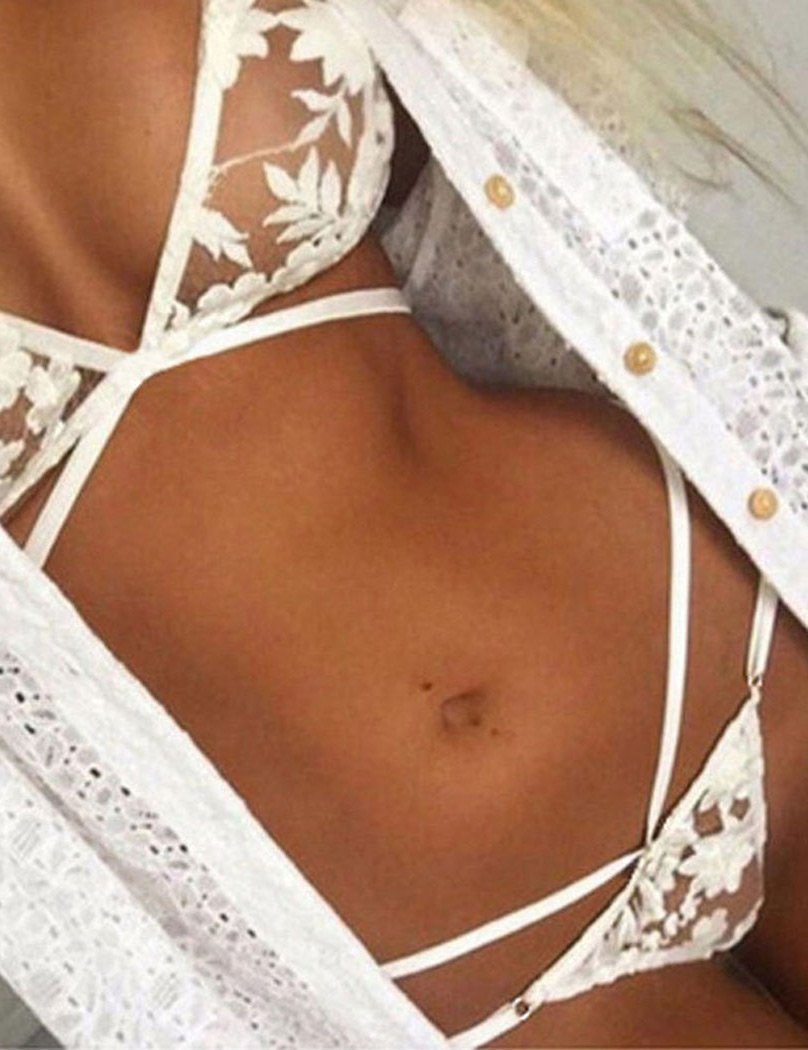 Halter Floral Lace Bralette & Thong Set - Missbodybra